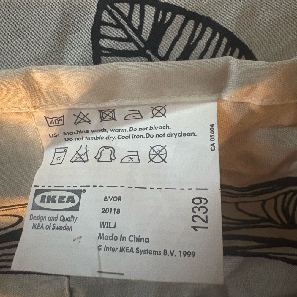 IKEA children’s window curtain - Picture 3 of 4
